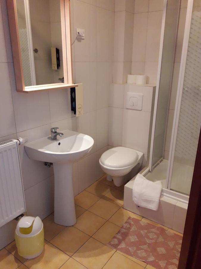 Hotel Paola Kutno Buitenkant foto