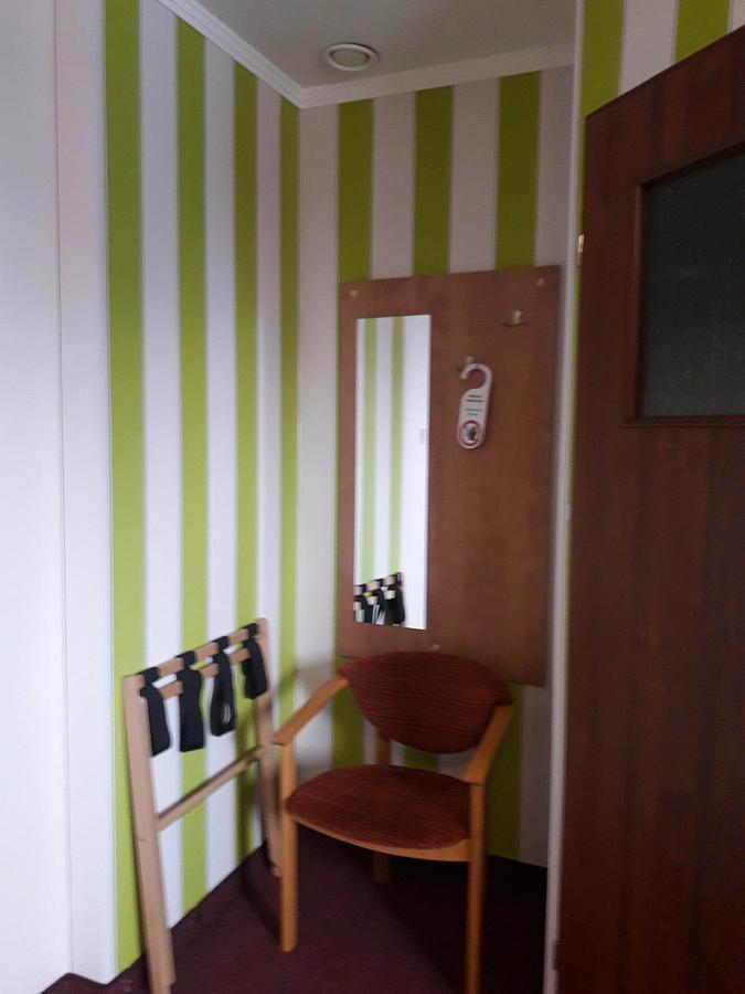 Hotel Paola Kutno Buitenkant foto